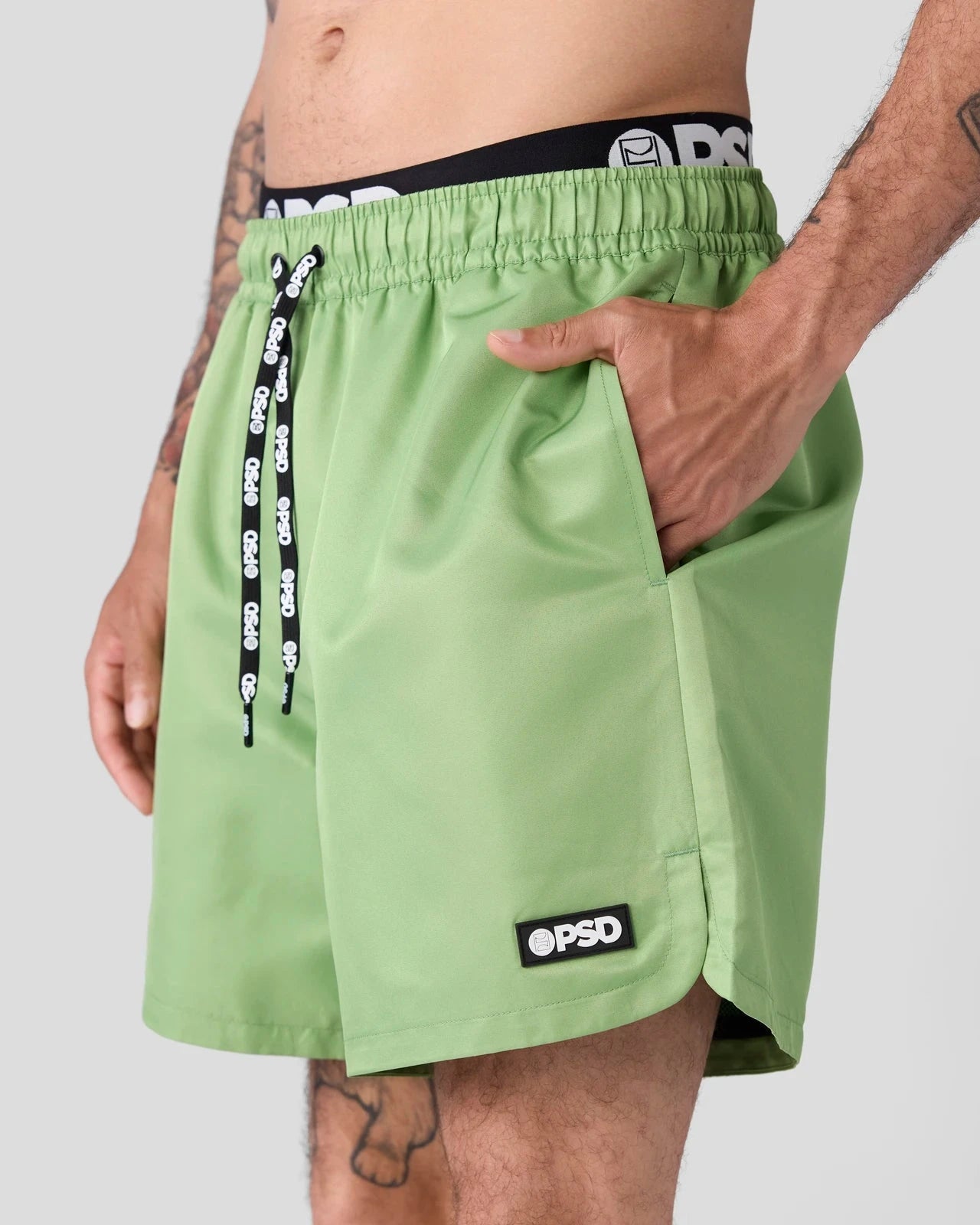 MILLENNIUM JADE ESSENTIAL SHORT - Image 4